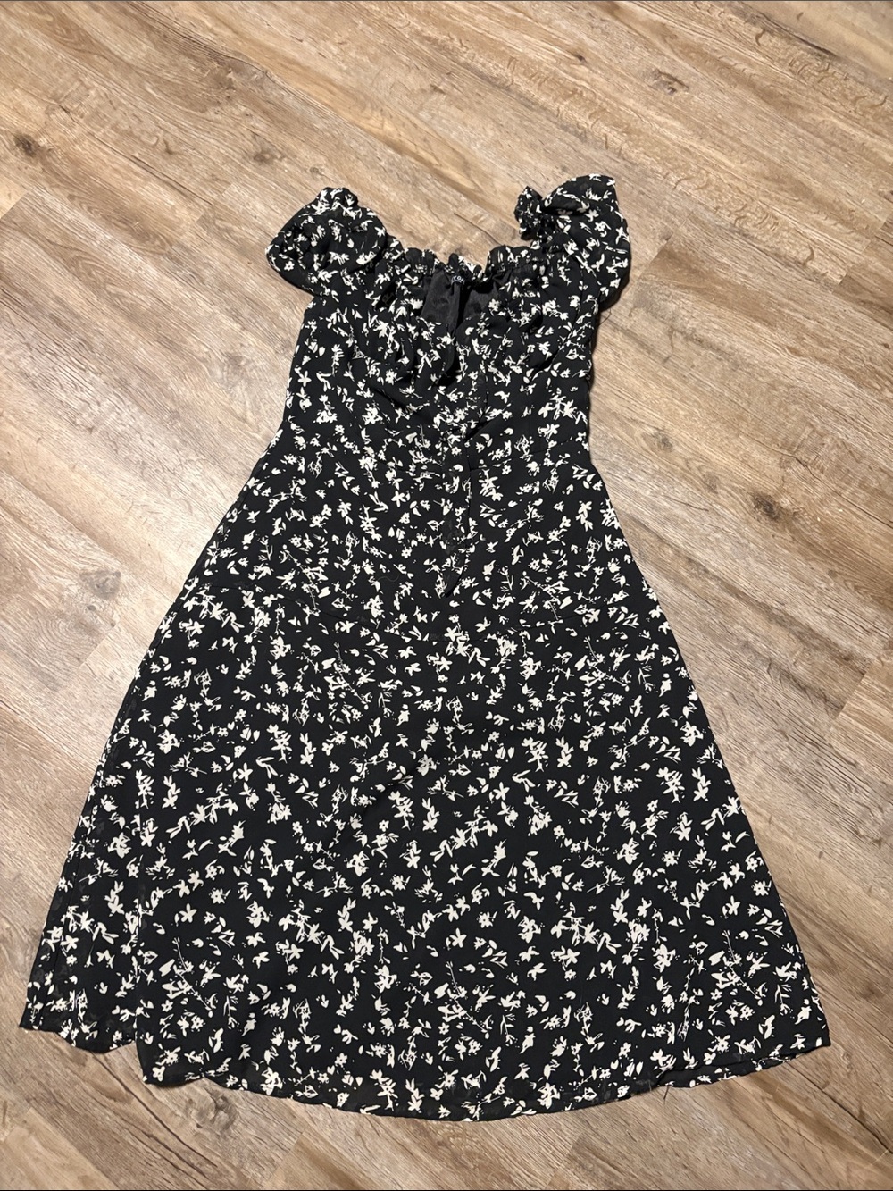 Nasty Gal Black & White Floral Ruffle-Top Midi Dress
